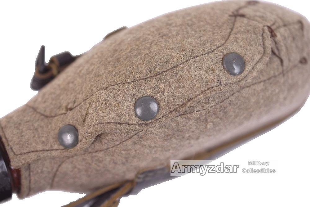 Late war M31 Feldflasche 'MN44' — image 3