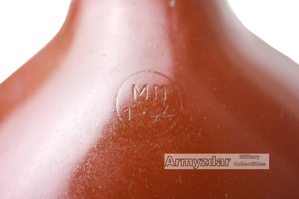 Late war M31 Feldflasche 'MN44' — image 5