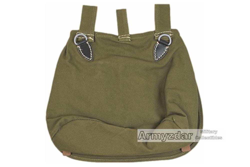 Repro M1944 German breadbag with strap — image 3