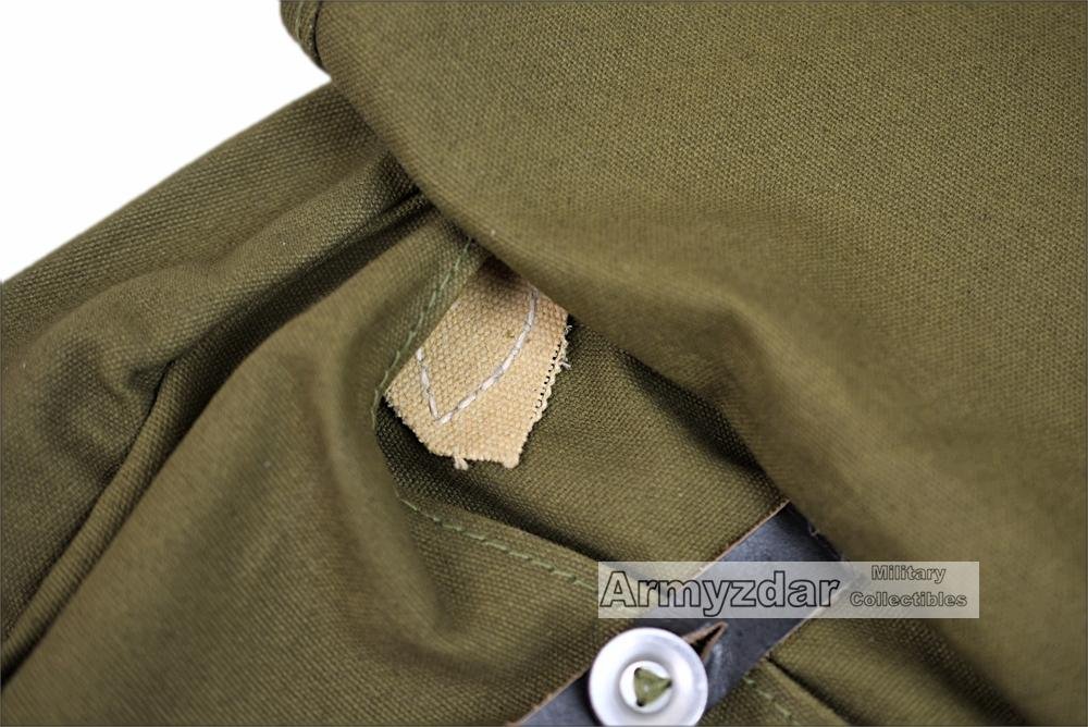 Repro M1944 German breadbag with strap — image 5