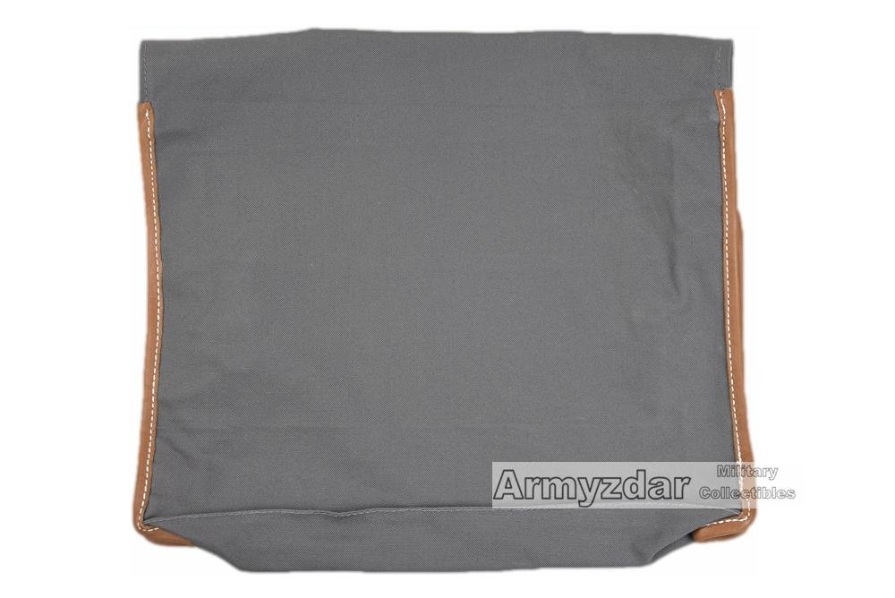 Repro German grey bag with brown leather 'Kleidersack' — image 2