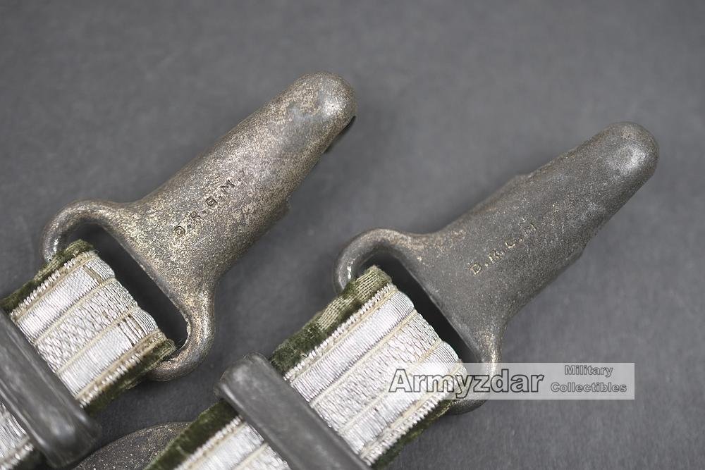 WH Dagger hanger — image 3