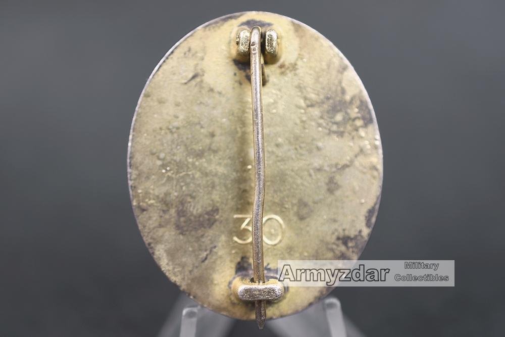 VWA WW2 in Gold (30) „Hauptmünzamt Wien' in box — image 3