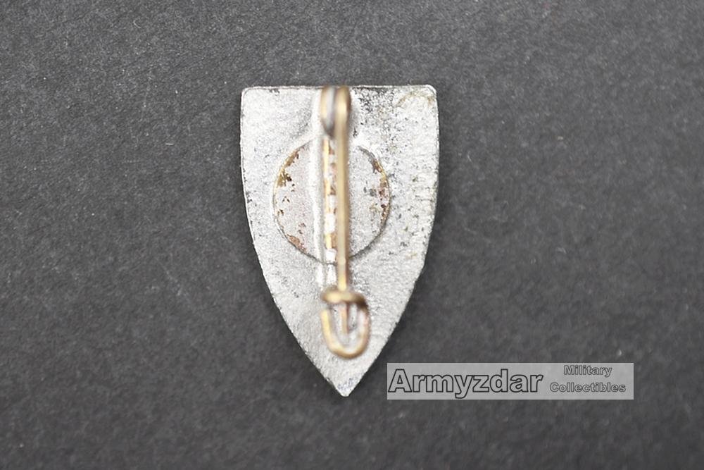 Slovenian Hitlerjugend badge — image 2