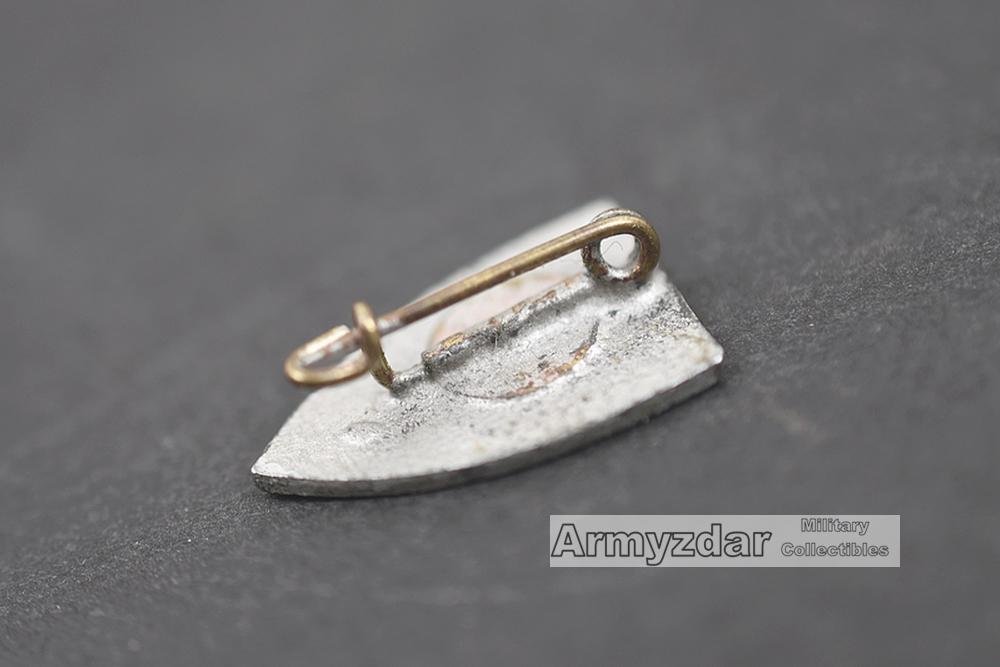 Slovenian Hitlerjugend badge — image 3