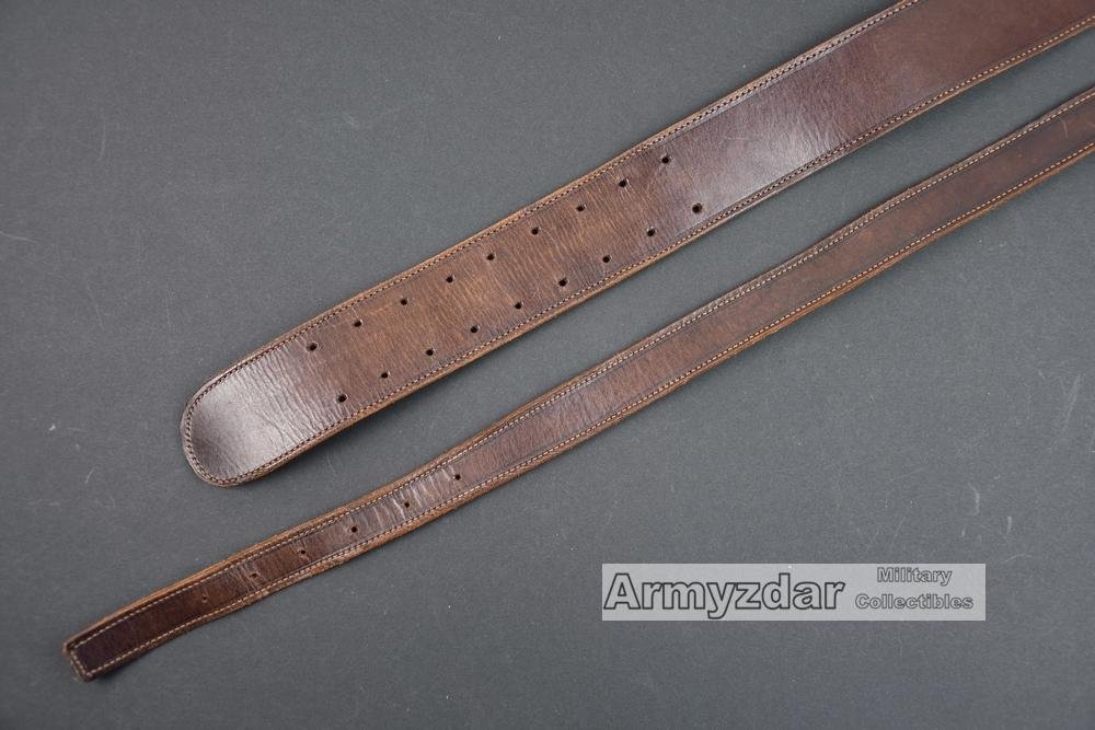 Czechoslovakian belt with cross strap — image 4