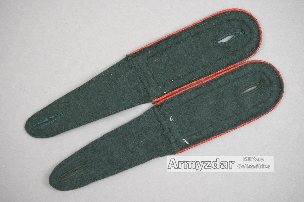 WH M36 Shoulder Straps „Artillerie Unterfeldwebel' — image 3