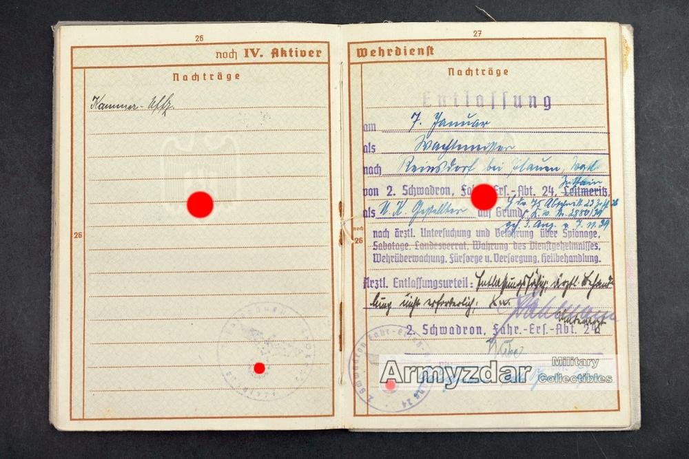 WH Wehrpaß „1./J.R.304' — image 8
