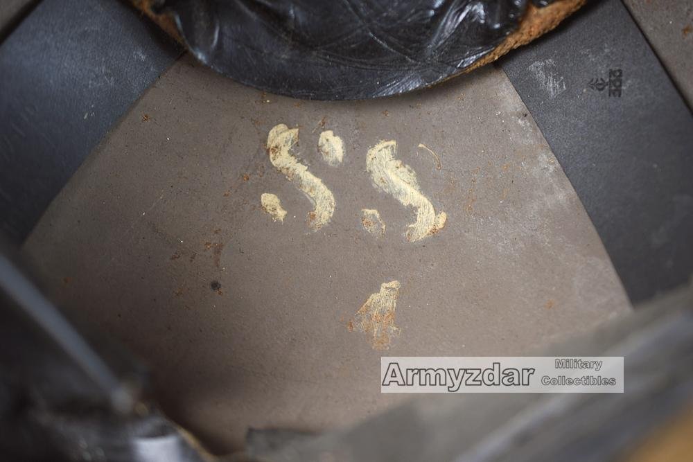 WW2 British Mk.II Camo Helmet 'Royal Anglian Regiment' — image 12