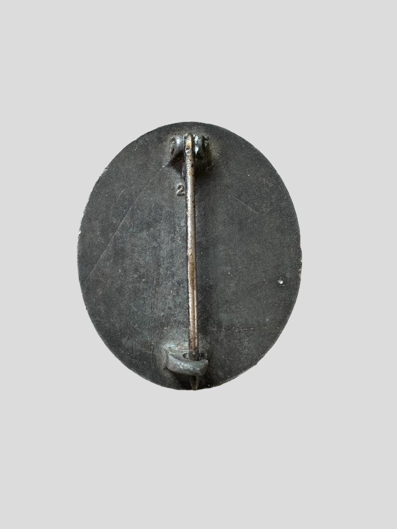 German WWII Wound Badge in Silver '26' — image 3