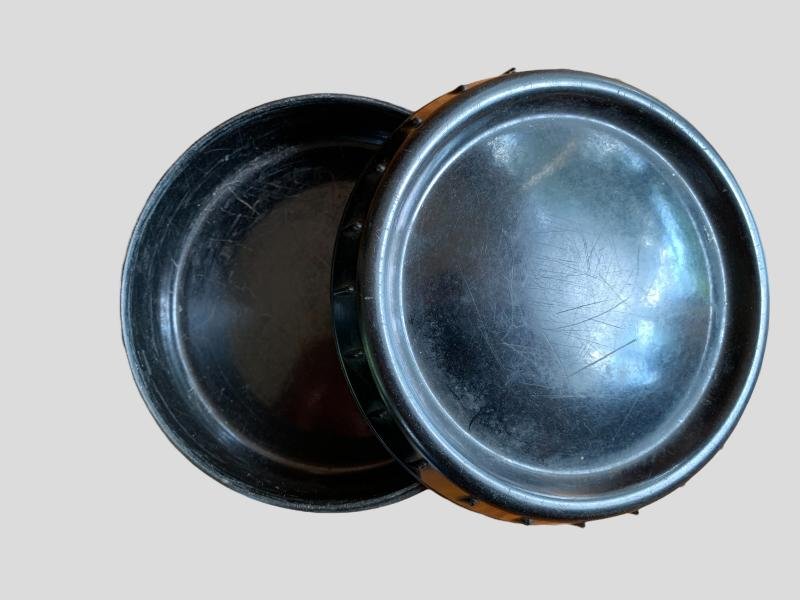 WH (HEER) Bakelite Fat-Container — image 3