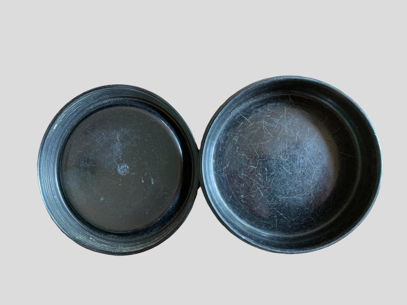 WH (HEER) Bakelite Fat-Container — image 4