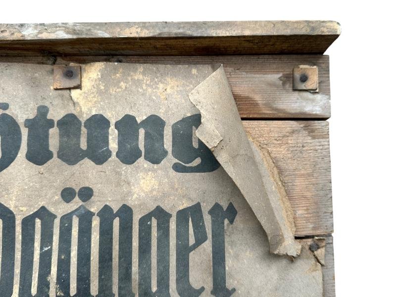 Wooden Sign 'Achtung Blindgänger Lebensgefahr' — image 8