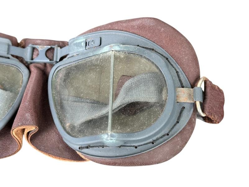 British Flying Goggles MKVIII in box — image 5