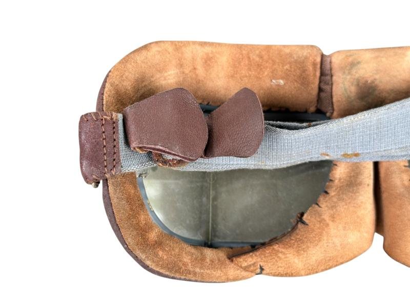 British Flying Goggles MKVIII in box — image 6