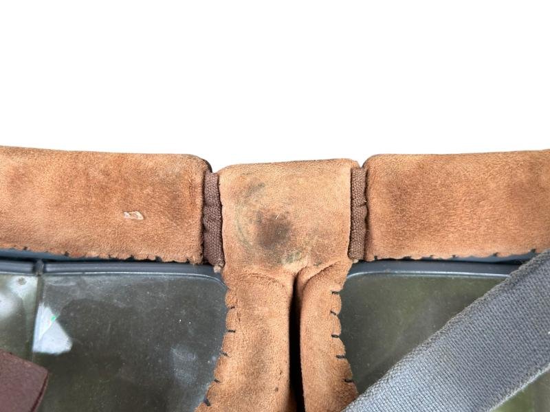 British Flying Goggles MKVIII in box — image 7