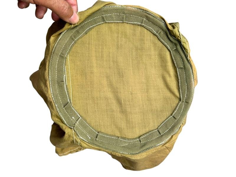 British WW2 Early Parachute-Extractor — image 4