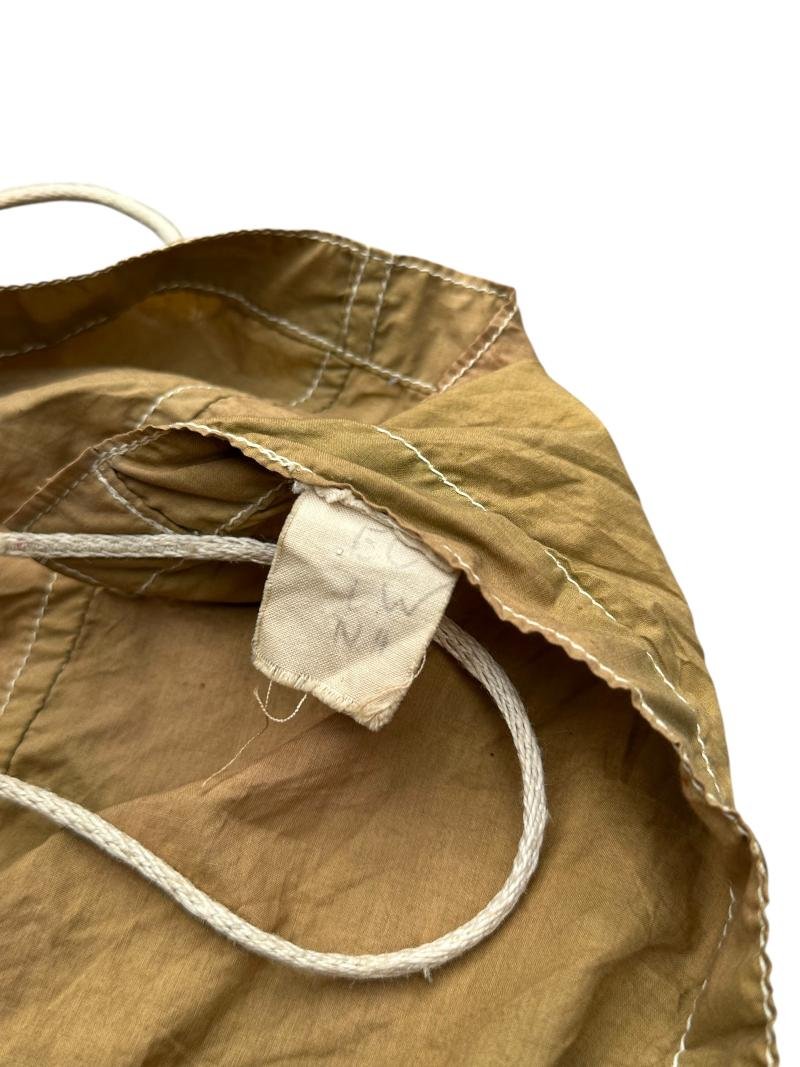 British WW2 Early Parachute-Extractor — image 5