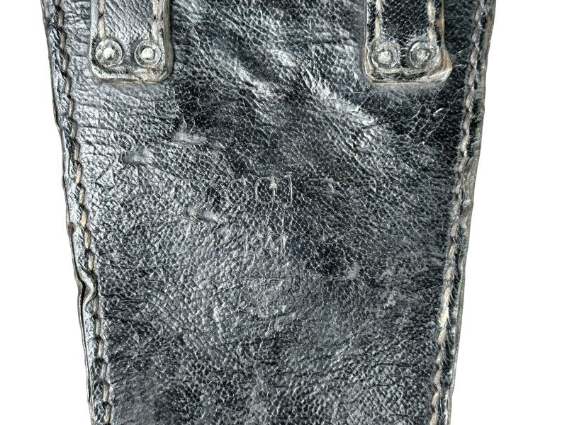 Wehrmacht 'Messdreieck 34' in Carrying Pouch — image 12