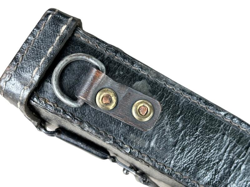 Wehrmacht 'Messdreieck 34' in Carrying Pouch — image 15