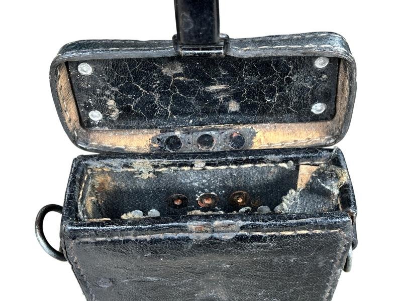 Wehrmacht 'Messdreieck 34' in Carrying Pouch — image 16