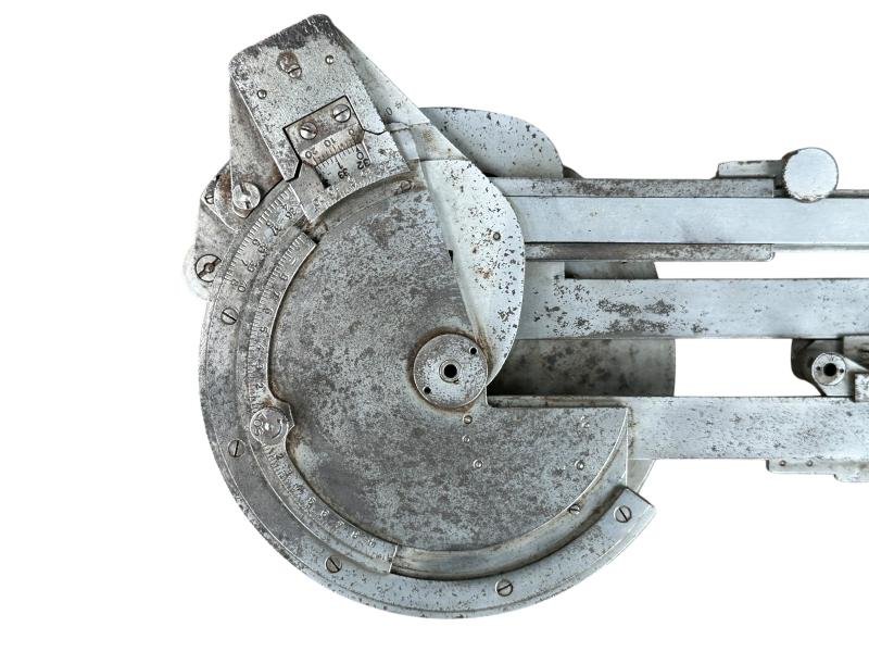 Wehrmacht 'Messdreieck 34' in Carrying Pouch — image 9