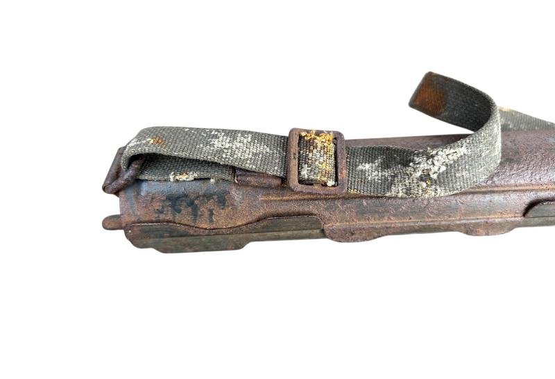 MG 42 Spare Barrel Carrier — image 10