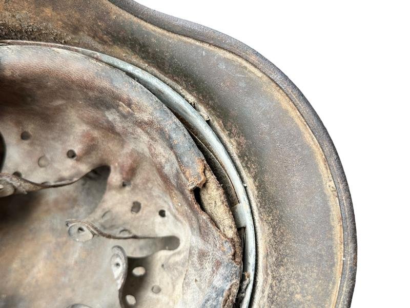 Waffen-SS M40 Ex Single Decal Helmet — image 9