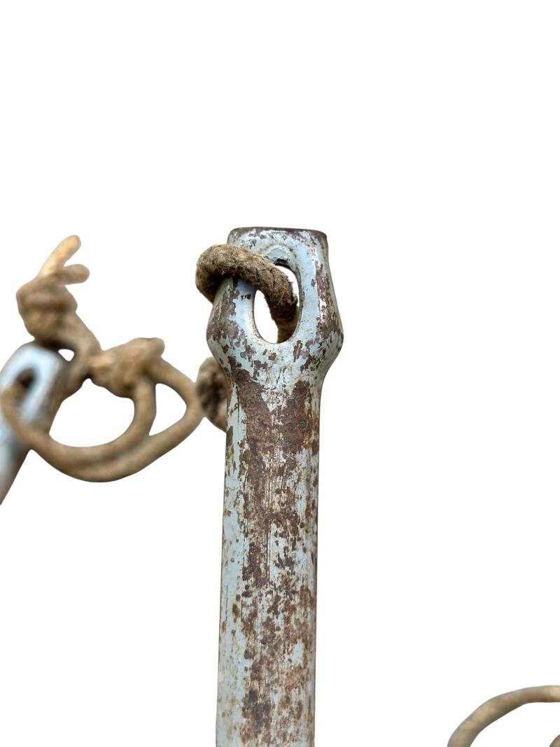 5x Metal Tent Pegs — image 7