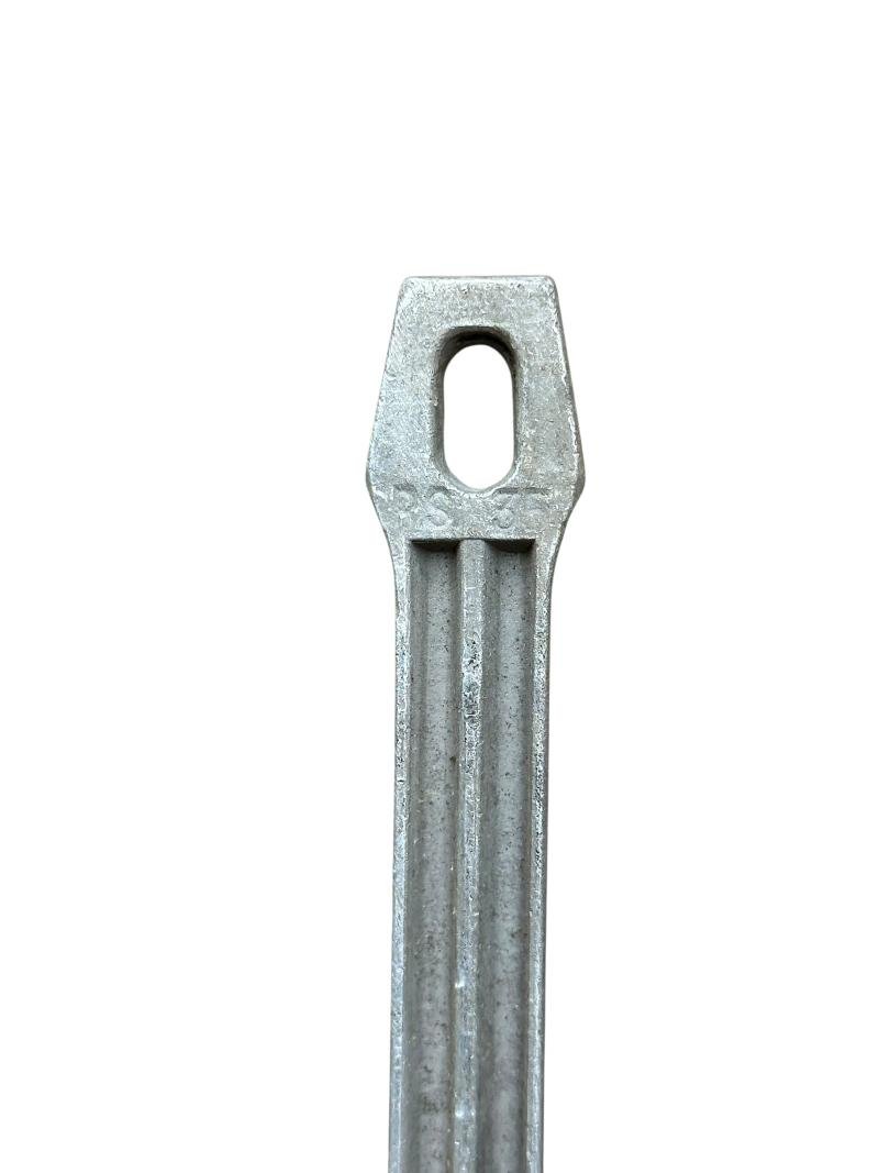 5x Tent Pegs — image 3