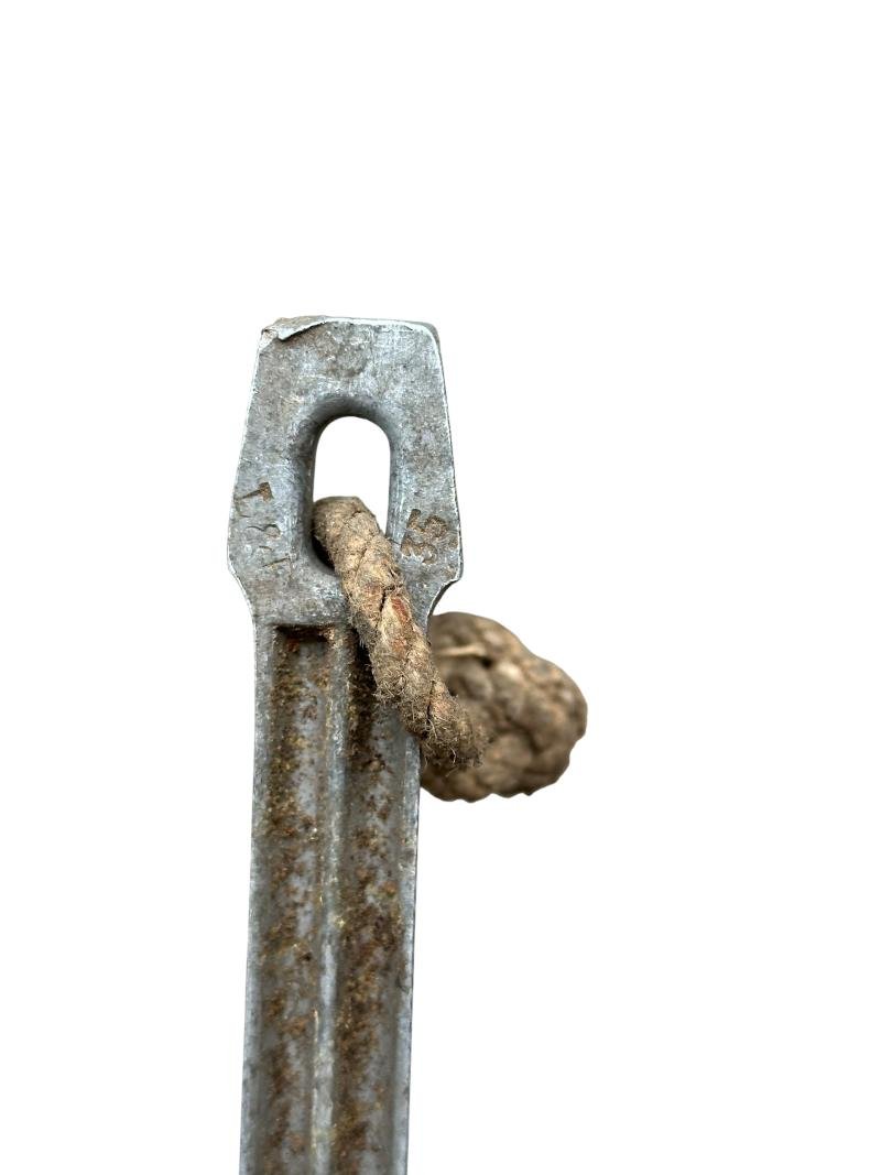 5x Tent Pegs — image 4