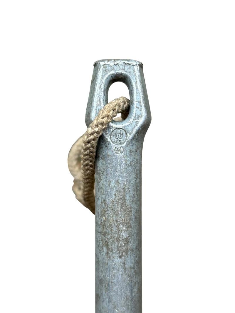 5x Tent Pegs — image 6