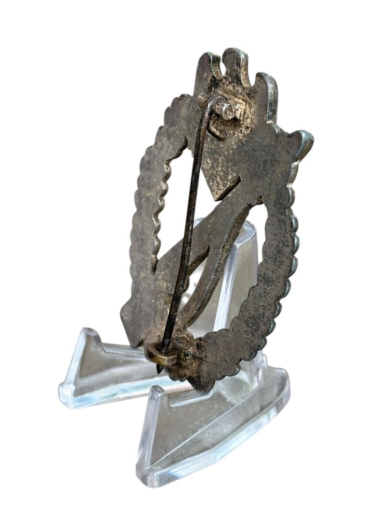 Infantry Assault Badge in Silver — image 4