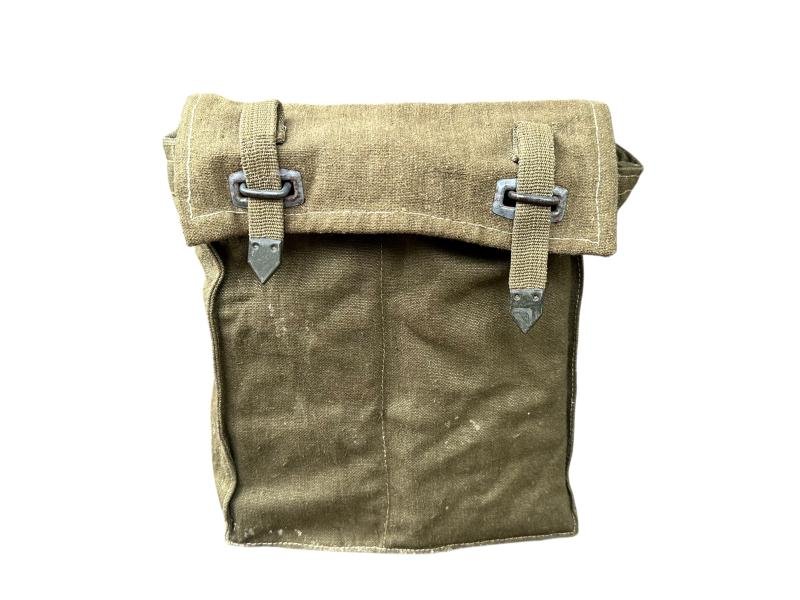 Late-war Pioneer Combat Assault Pouches — image 12