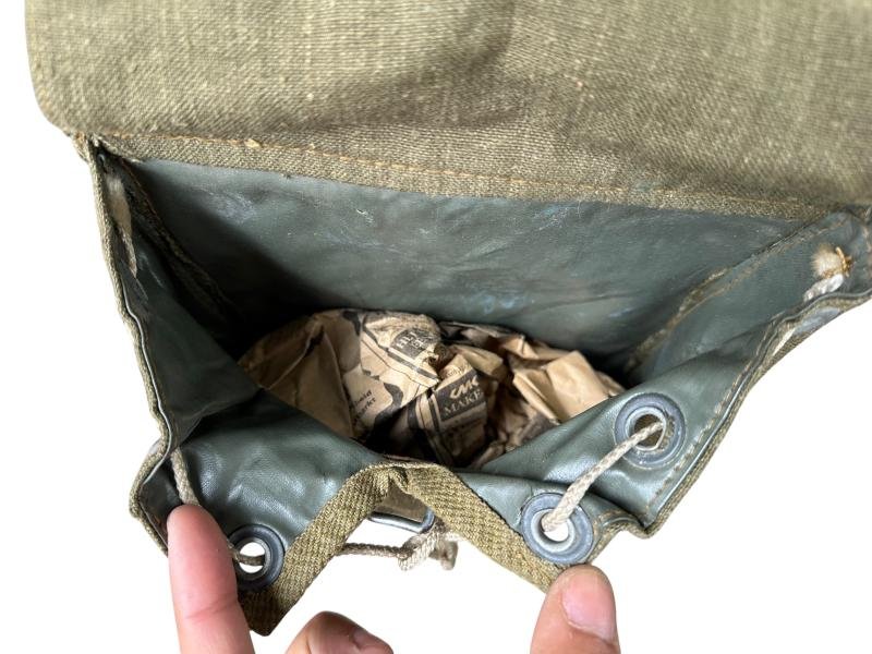 Late-war Pioneer Combat Assault Pouches — image 9