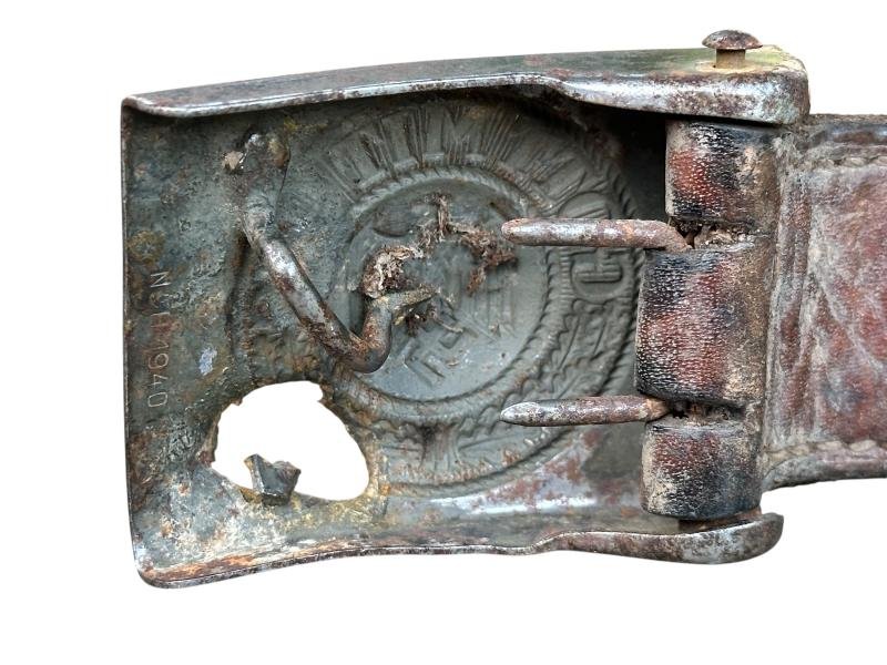 WH (HEER) Battle Damage Belt Buckle — image 9