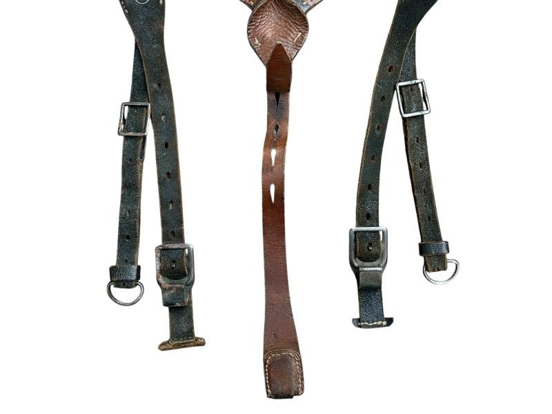 German WWII Leather Y-Straps — image 3