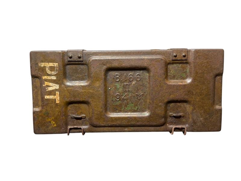 British PIAT Ammo Case -1941- — image 5