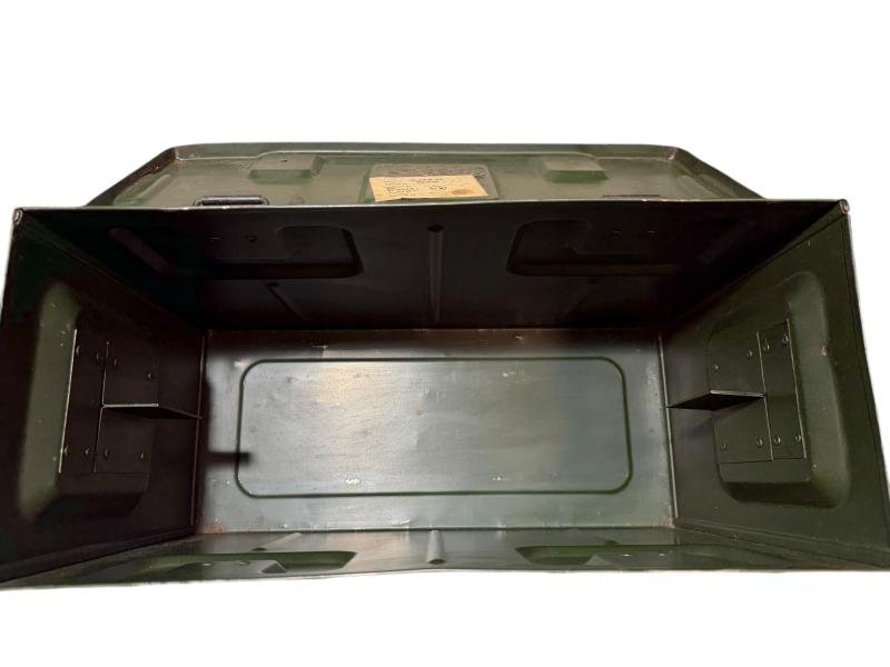 British PIAT Ammo Case -1942- — image 9