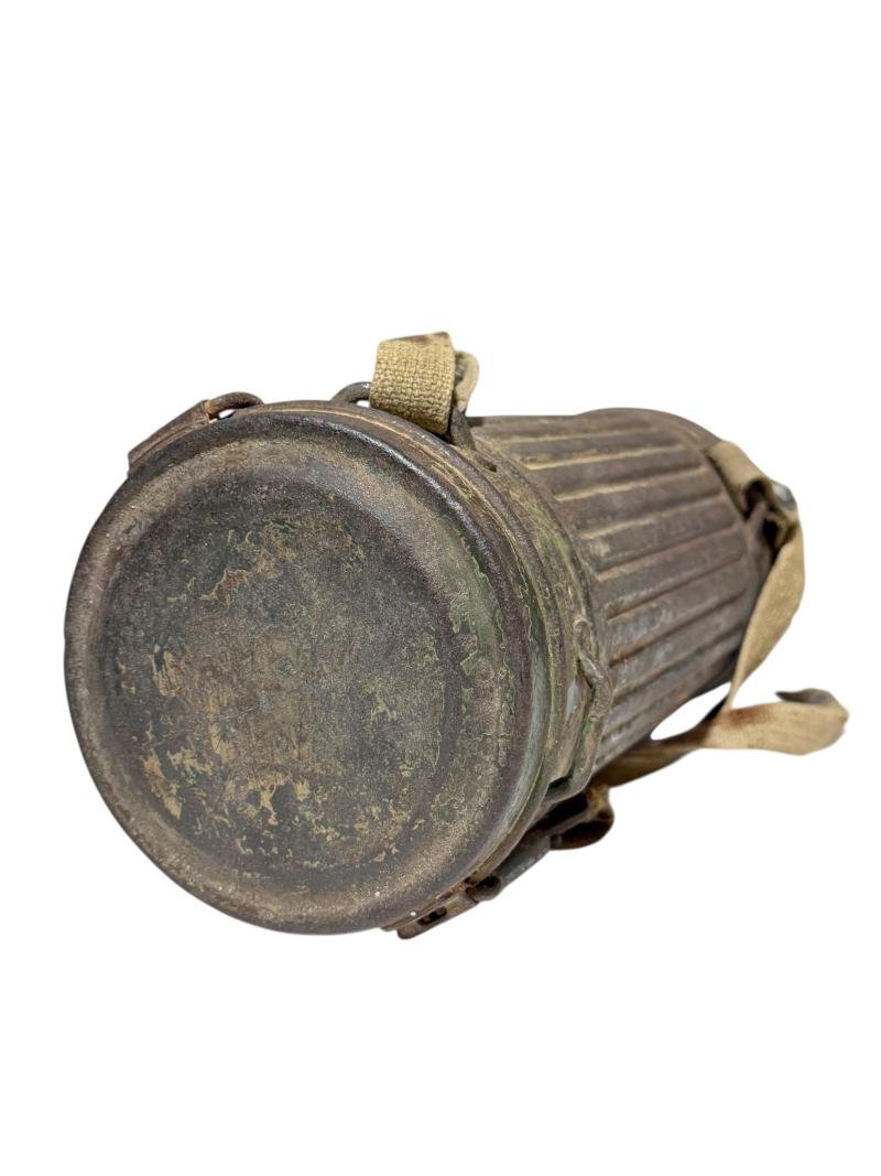 Camouflaged Gasmasker Canister — image 11