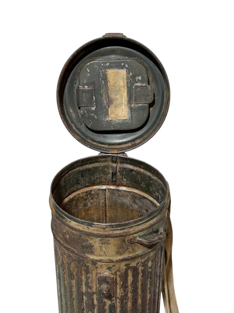 Camouflaged Gasmasker Canister — image 13
