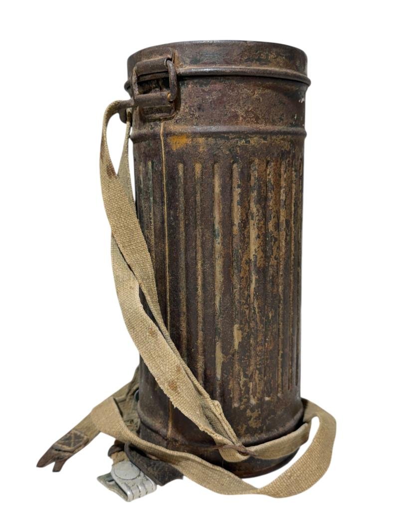 Camouflaged Gasmasker Canister — image 3