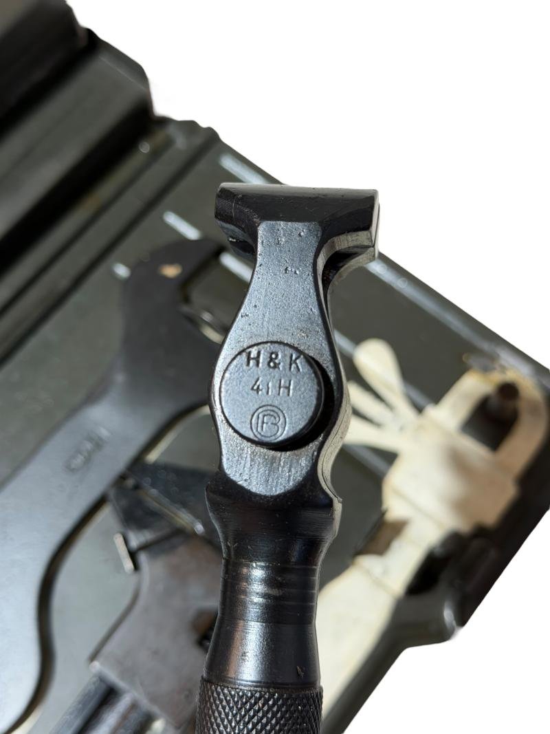 Complete set of MG 34/42 Field Tool Kit — image 10