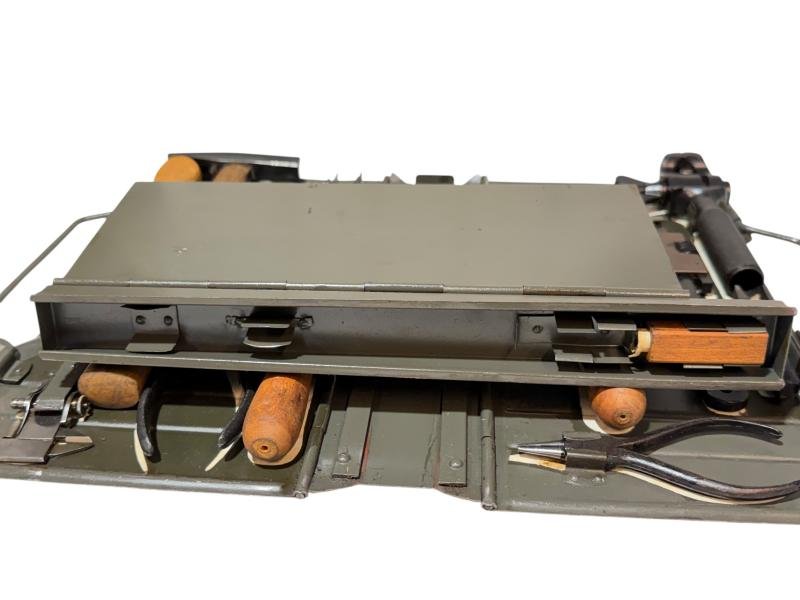 Complete set of MG 34/42 Field Tool Kit — image 14