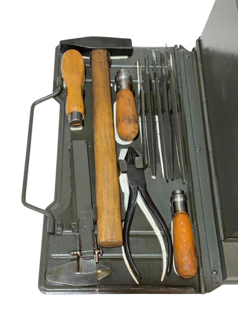 Complete set of MG 34/42 Field Tool Kit — image 5