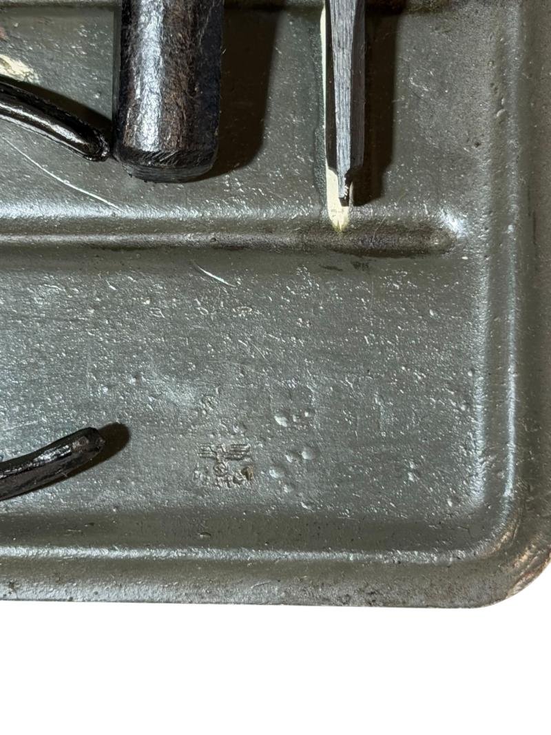 Complete set of MG 34/42 Field Tool Kit — image 7