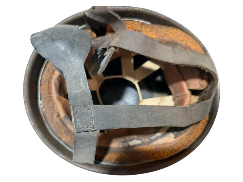 British Airborne Paratrooper Helmet BMB 42 — image 10