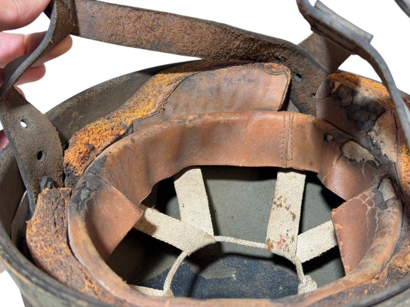 British Airborne Paratrooper Helmet BMB 42 — image 17