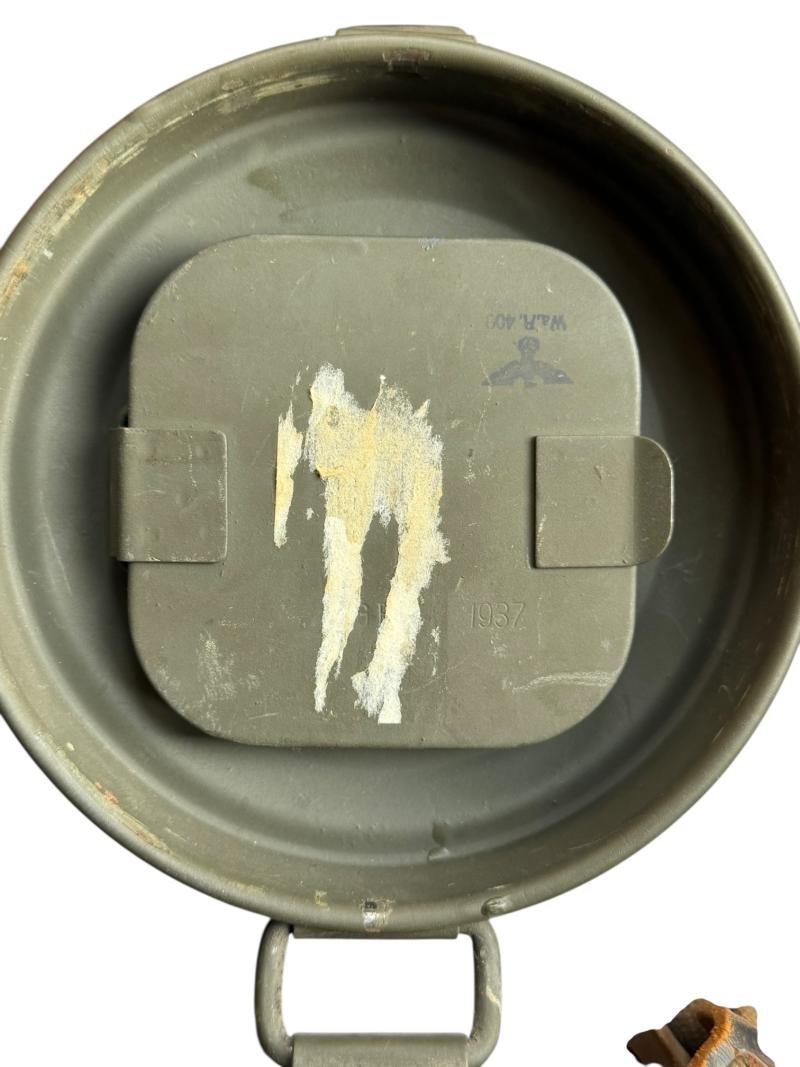 Short Gasmasker in Canister — image 12