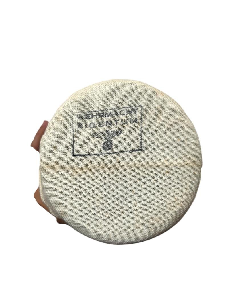 Short Gasmasker in Canister — image 17